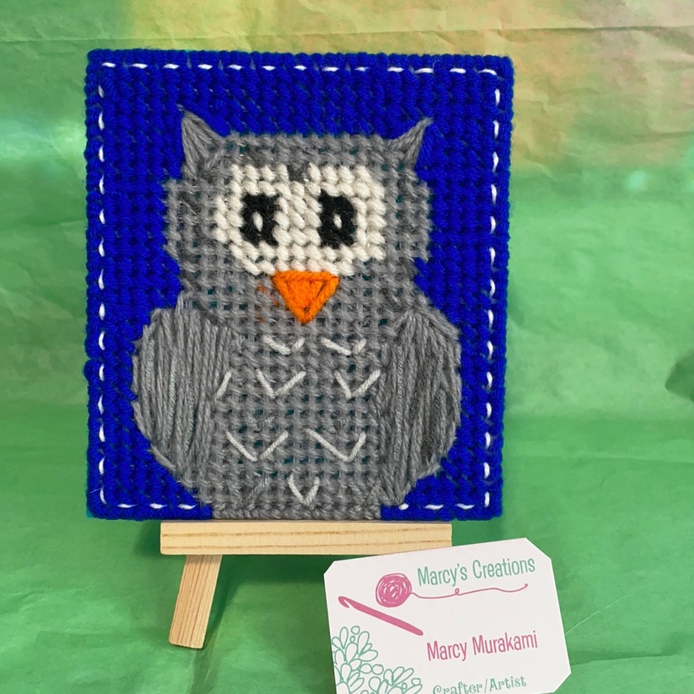 Grey Owl 🦉 mini art design with easel . 🌺 handcrafted with love.
